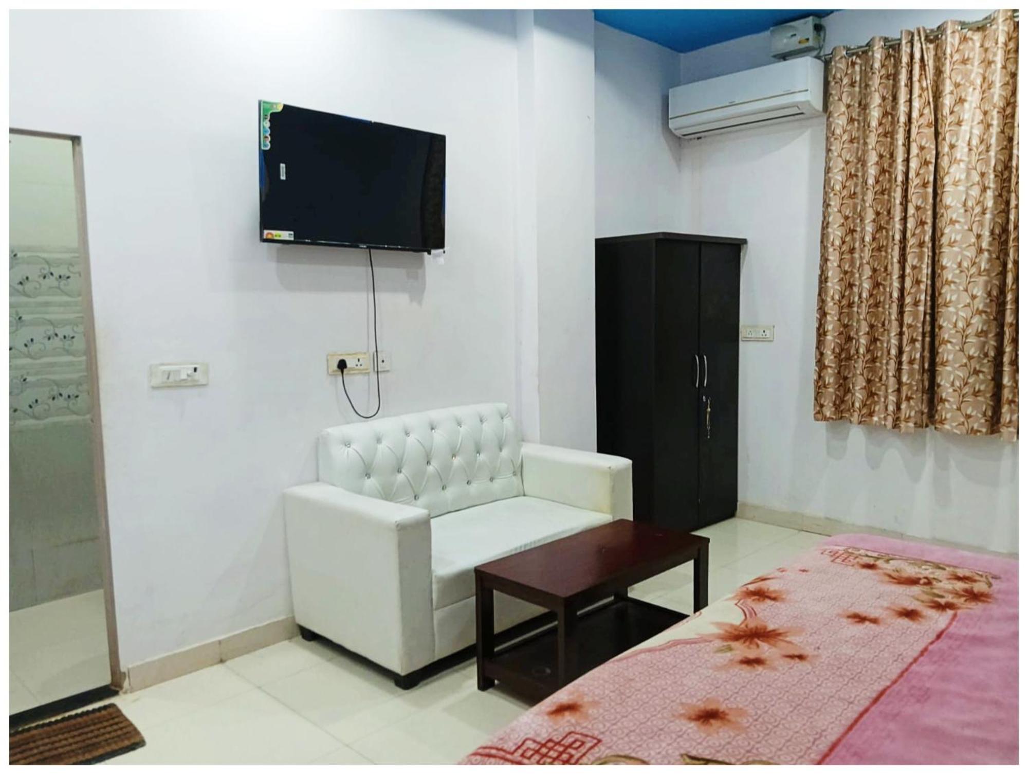 Premium Raj Mahal Palace In