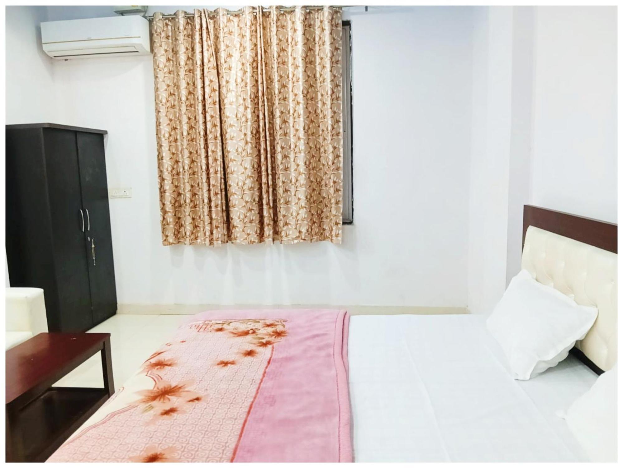 Hotel Premium Raj Mahal Palace In