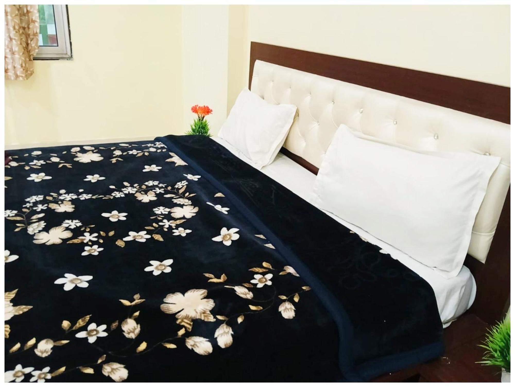 Premium Raj Mahal Palace In Hotel Jaipur